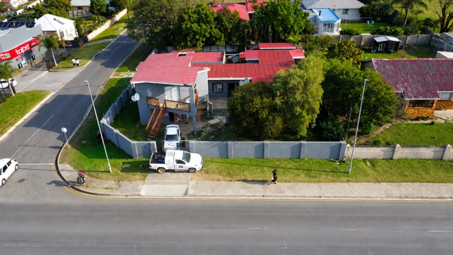 8 Bedroom Property for Sale in Amalinda Eastern Cape